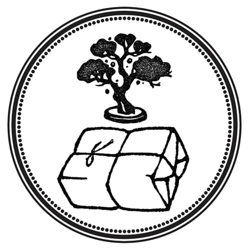 Sustainable packaging icon with tree symbol representing eco-friendly cardboard and recyclable materials